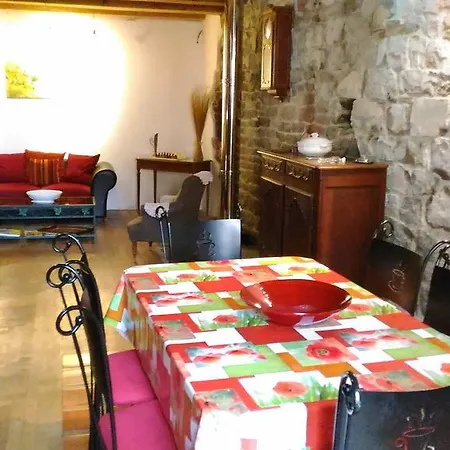 Naves Ferienhaus